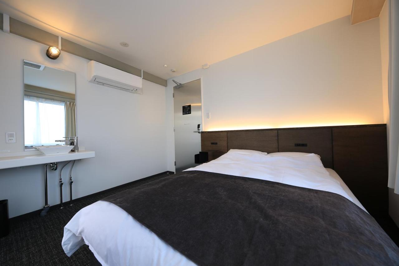 UNPLAN Shinjuku Hostel Tokyo Bagian luar foto