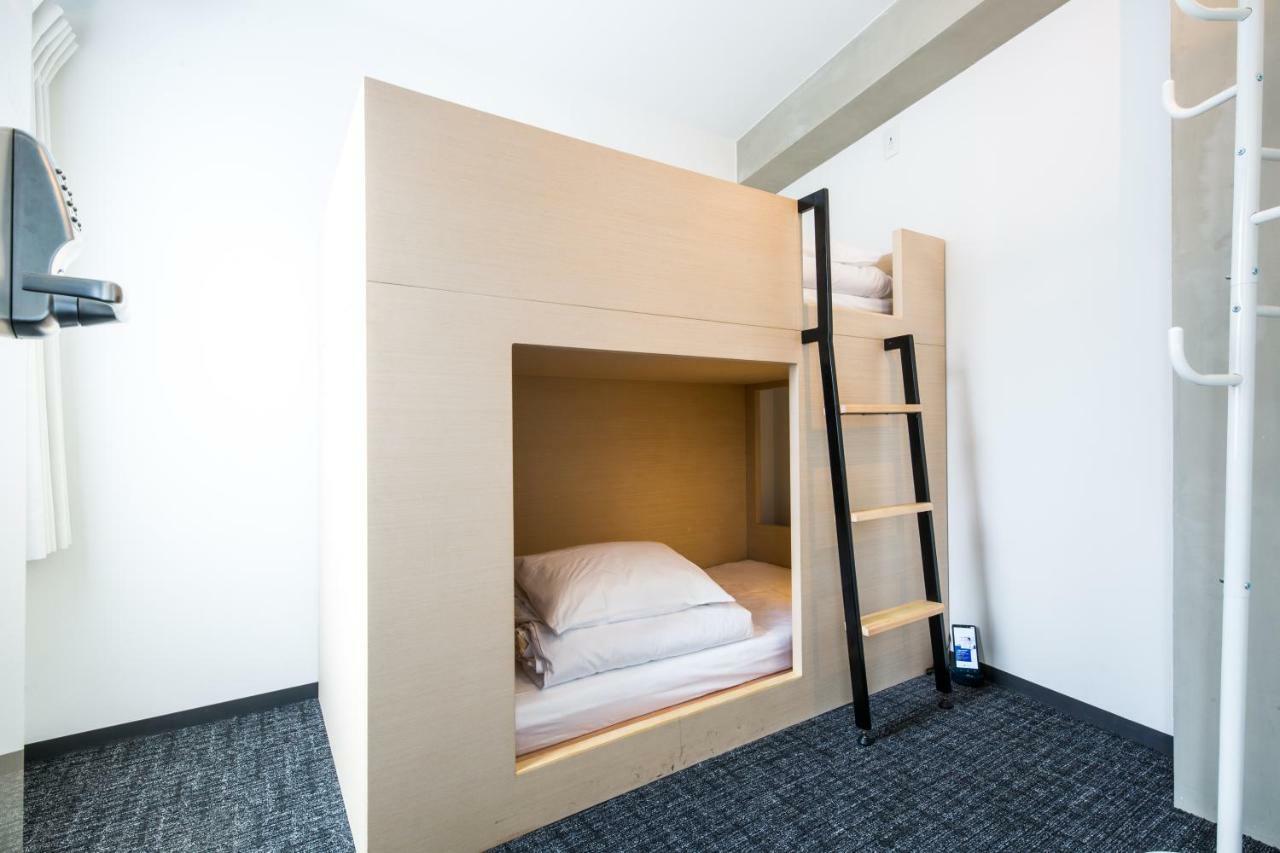 UNPLAN Shinjuku Hostel Tokyo Bagian luar foto